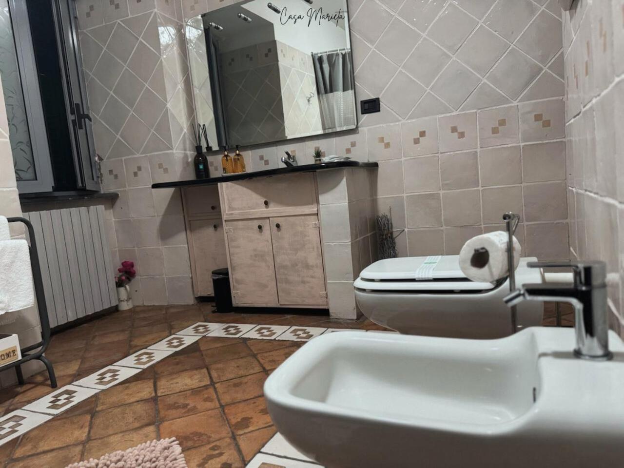 Marieta Rooms Sarzana Exterior foto